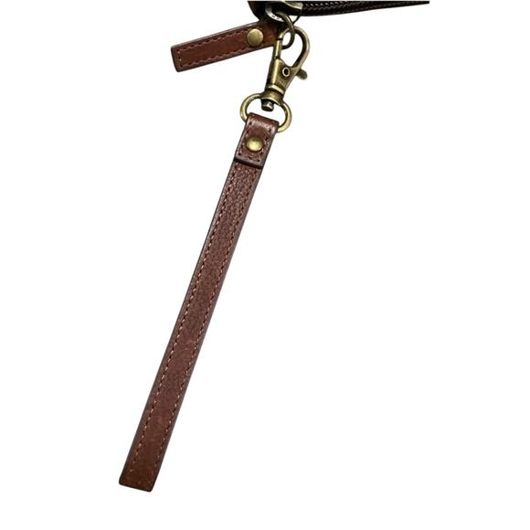 Duluth Trading Co Brown Leather Wristlet Wallet Sleek Design EUC - Picture 10 of 13